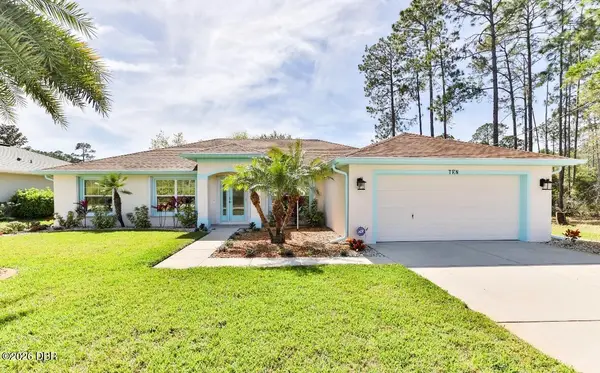 10 Lloshire Path, Palm Coast, FL 32164