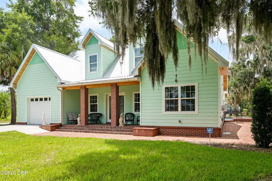 2424 E New York Avenue, Deland, FL 32724 - #2
