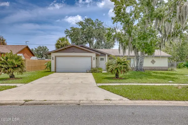 208 Avon Court, Port Orange, FL 32127