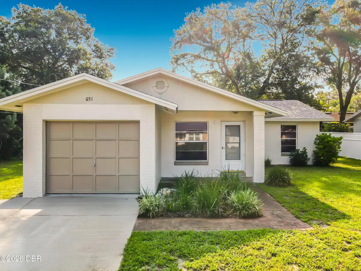 651 W Blue Lake Terrace, Deland, FL 32724 - #1