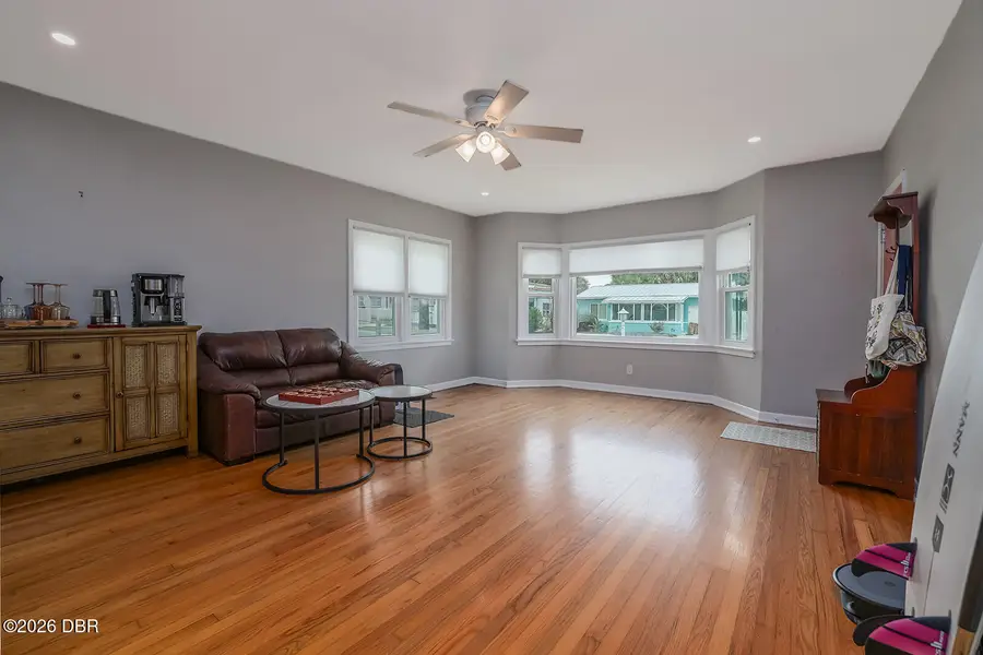 532 Hillside Avenue, Daytona Beach, FL 32118 - #3
