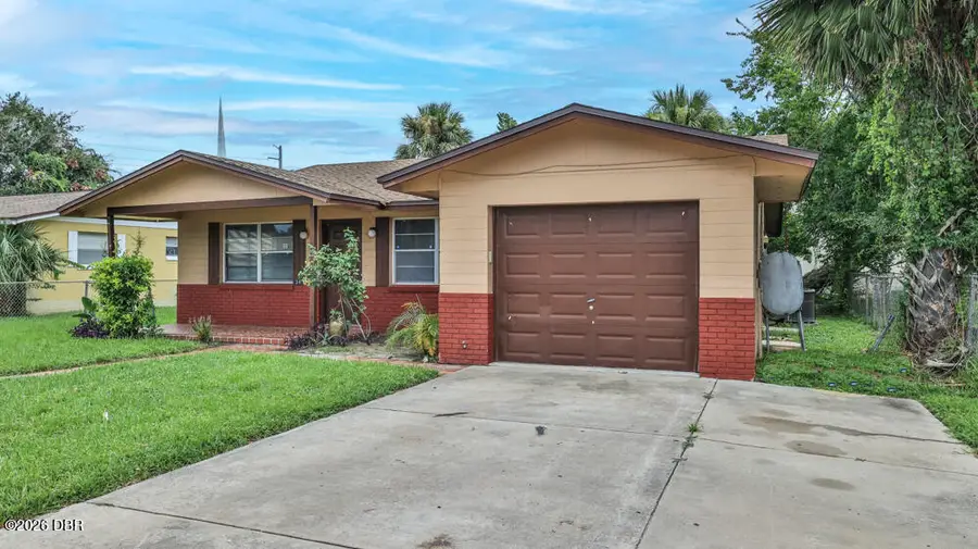 347 Pleasant Street, Daytona Beach, FL 32114 - #2