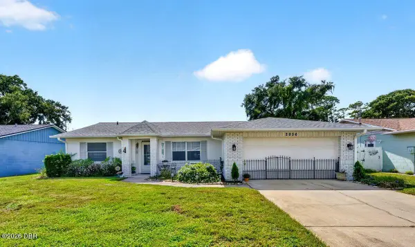 2956 Bristol Lane, South Daytona, FL 32119
