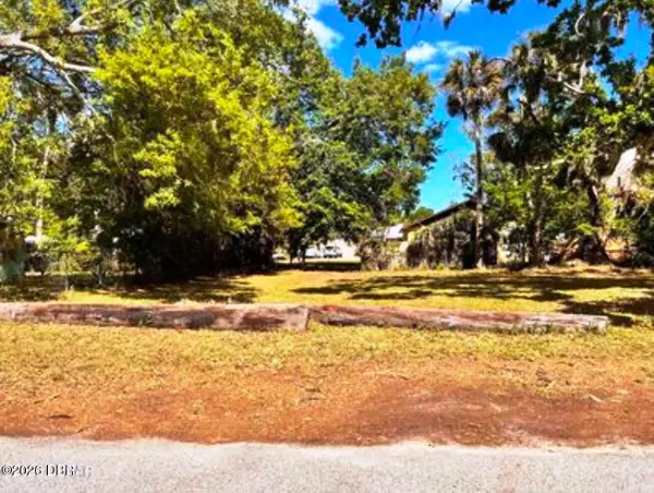 459 Pleasant Street, Daytona Beach, FL 32114