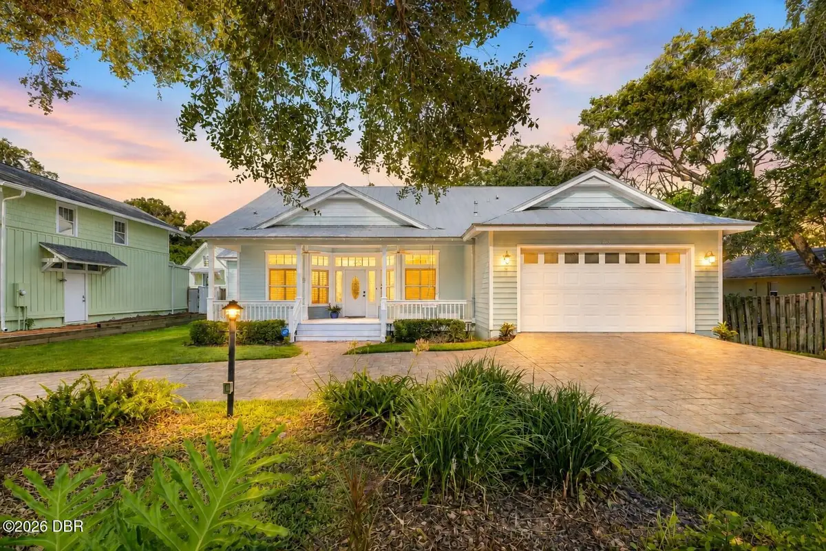410 S Peninsula Avenue, New Smyrna Beach, FL 32169 - #1