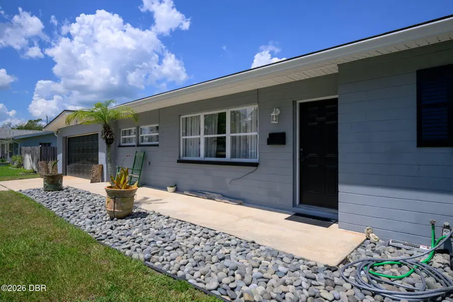 215 Cumberland Avenue, Ormond Beach, FL 32174 - #3