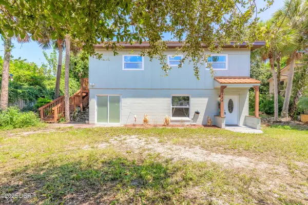 934 N Halifax Avenue, Daytona Beach, FL 32118