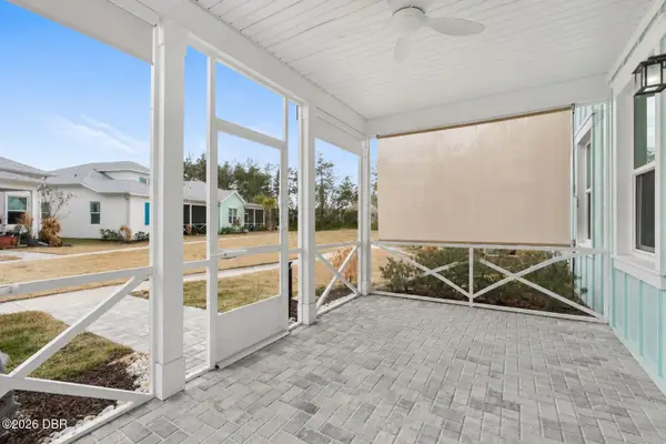 215 Hang Loose Way, Daytona Beach, FL 32124