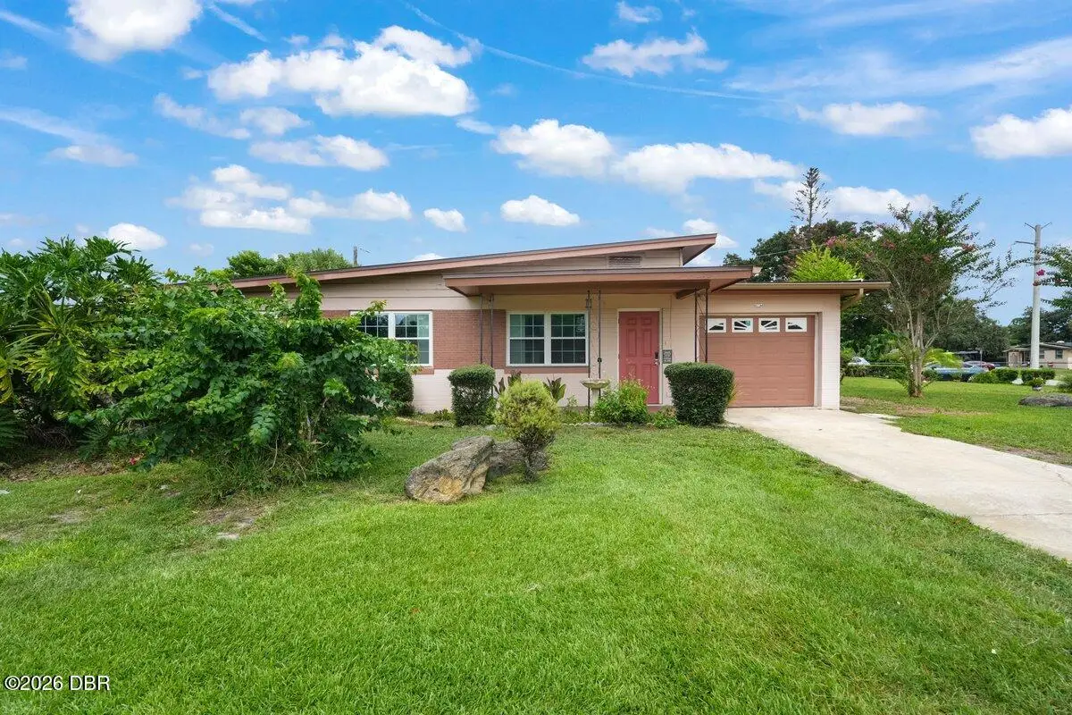 1002 Thunderbird Drive, Daytona Beach, FL 32117 - #1