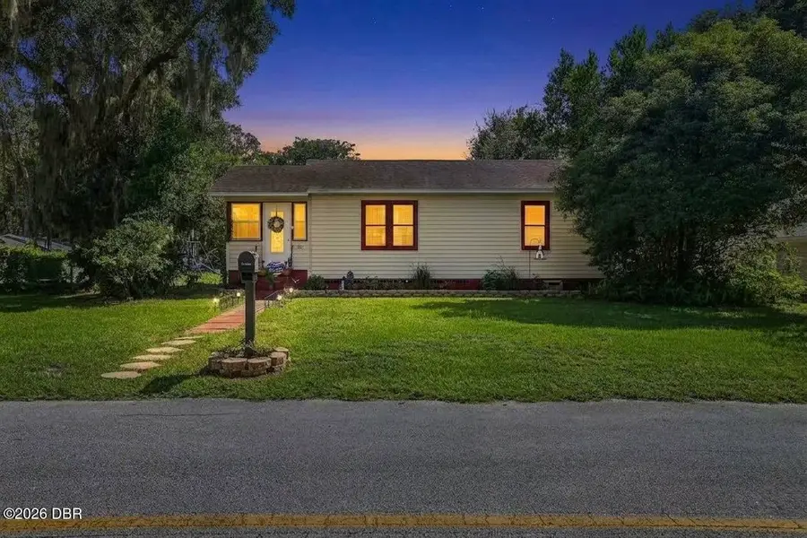 614 W Pennsylvania Avenue, Deland, FL 32720 - #2