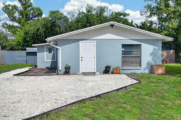 1214 Flomich Street, Daytona Beach, FL 32117