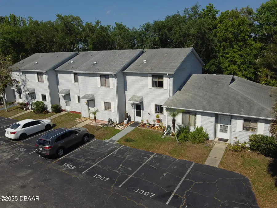 1304 Deer Springs Road, Port Orange, FL 32129 - #3