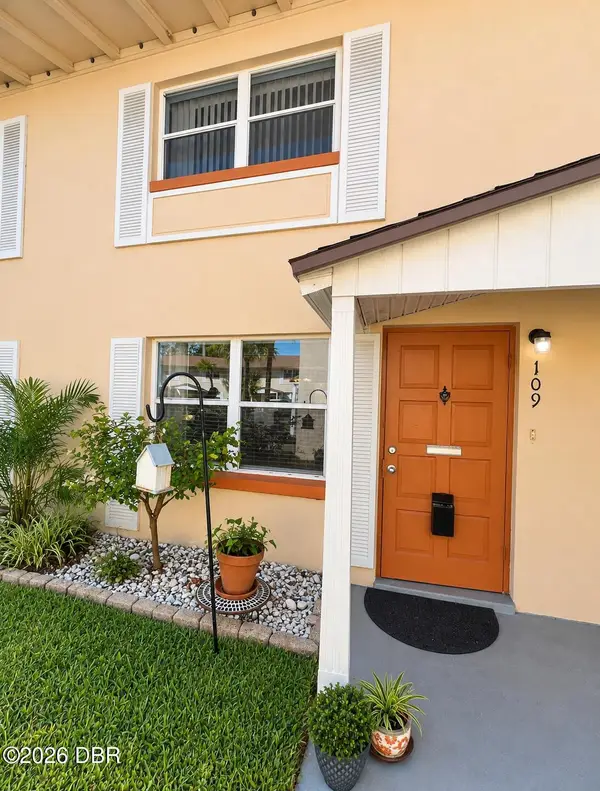 1600 S Palmetto Avenue #109, South Daytona, FL 32119
