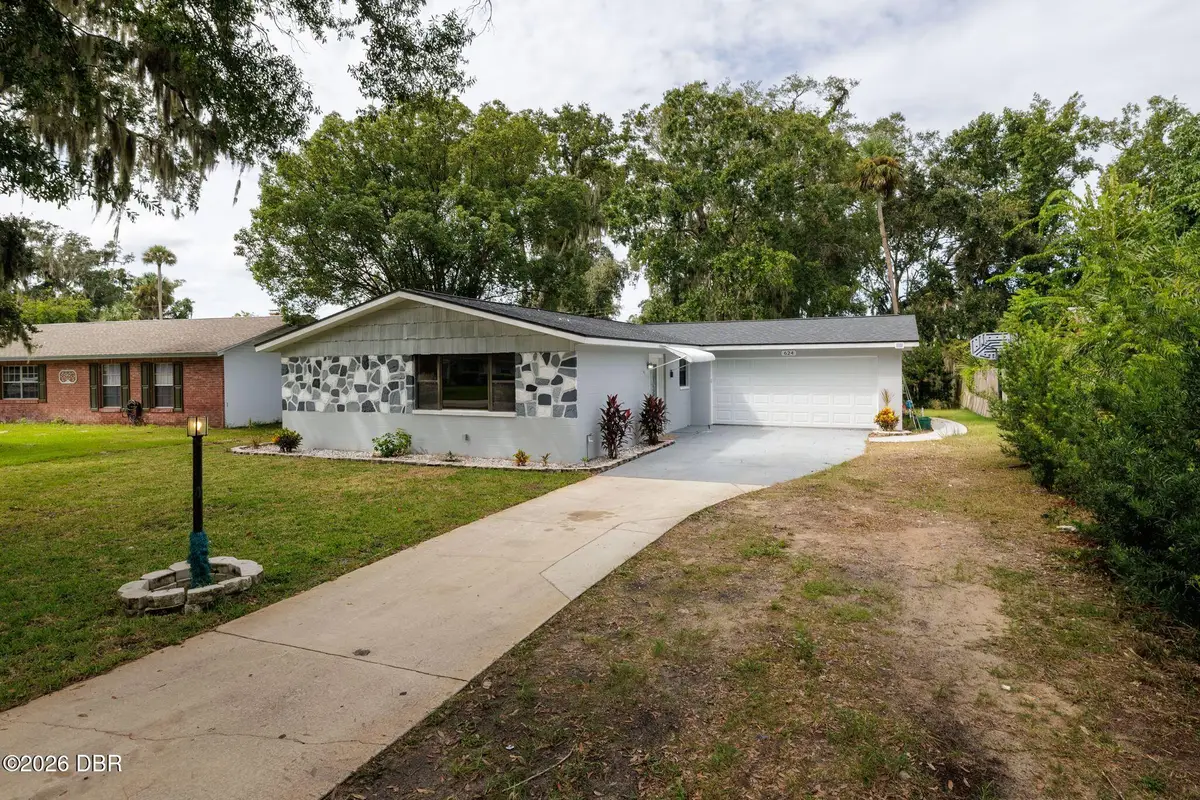 624 Dixie Lane, South Daytona, FL 32119 - #1