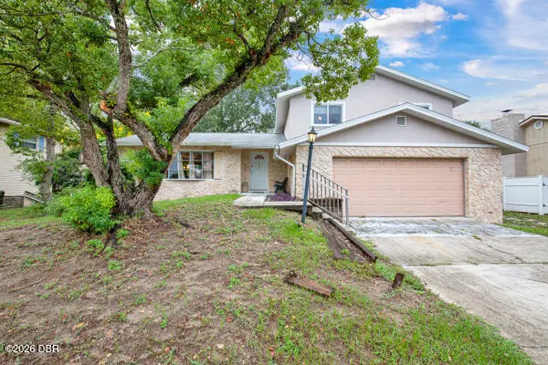 1649 E Shangri La Drive, Daytona Beach, FL 32119