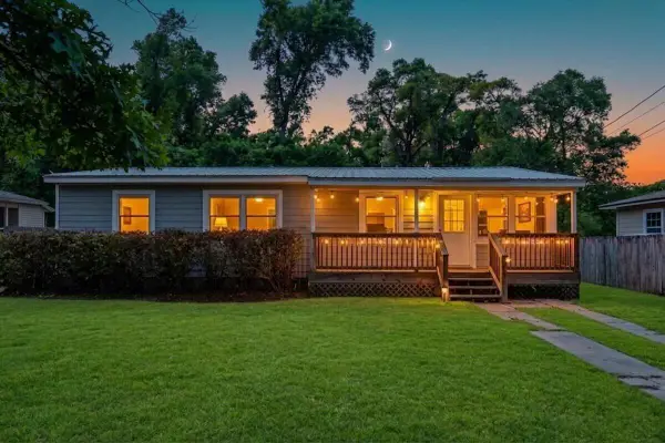 555 N 68th Avenue, Pensacola, FL 32506