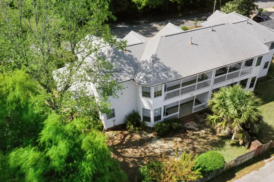 1184 N Bayshore Drive, Valparaiso, FL 32580 - #3