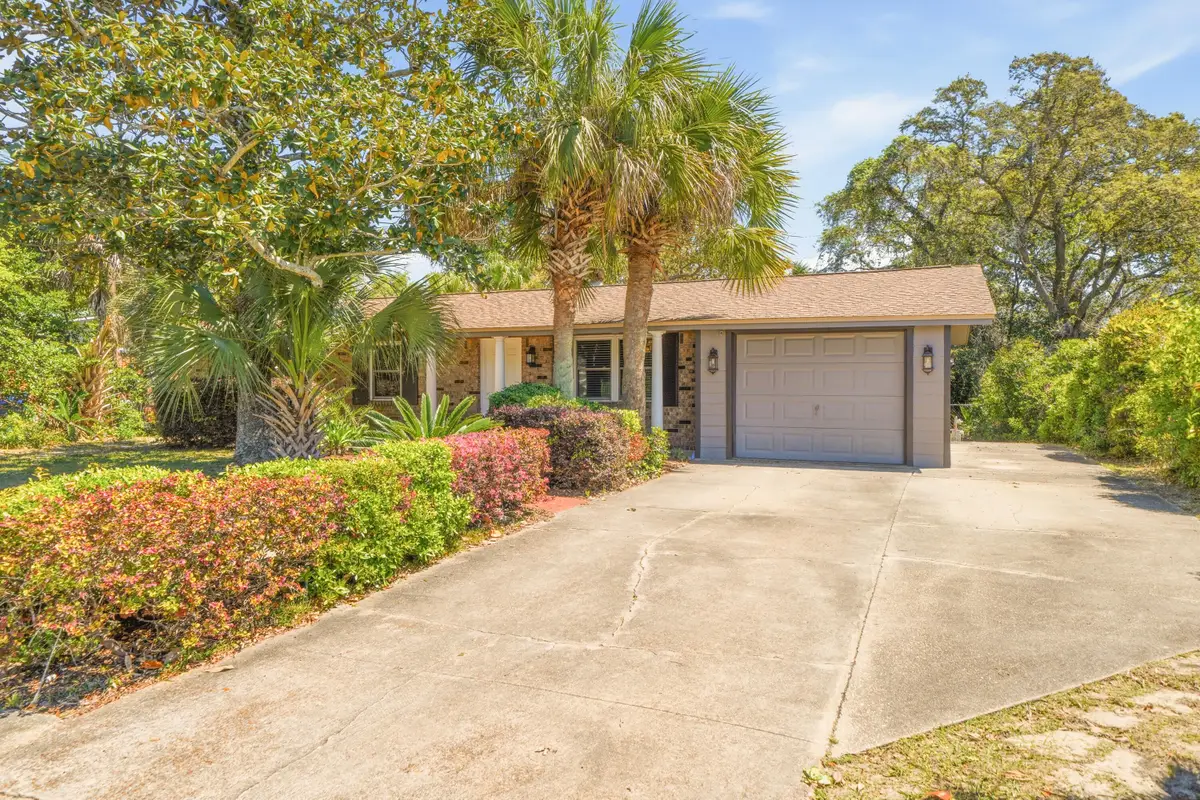 417 NW Sherry Circle, Fort Walton Beach, FL 32548 - #1