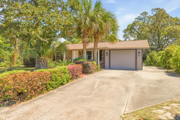 417 NW Sherry Circle, Fort Walton Beach, FL 32548