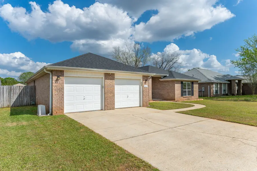 5632 N North Brook Drive, Crestview, FL 32539 - #2