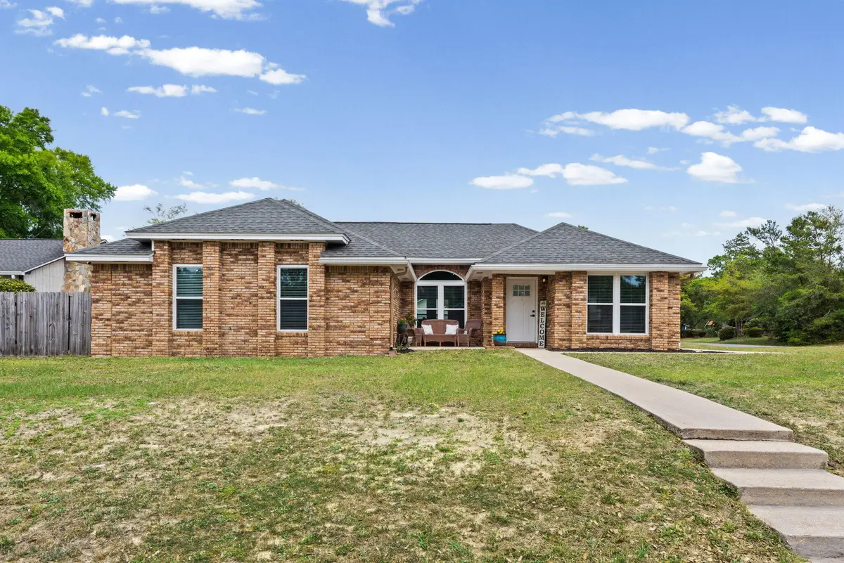 943 Ridgewood Way, Niceville, FL 32578 - #1