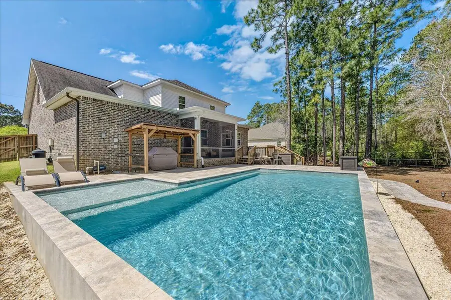 6724 Kempton Street, Navarre, FL 32566 - #2