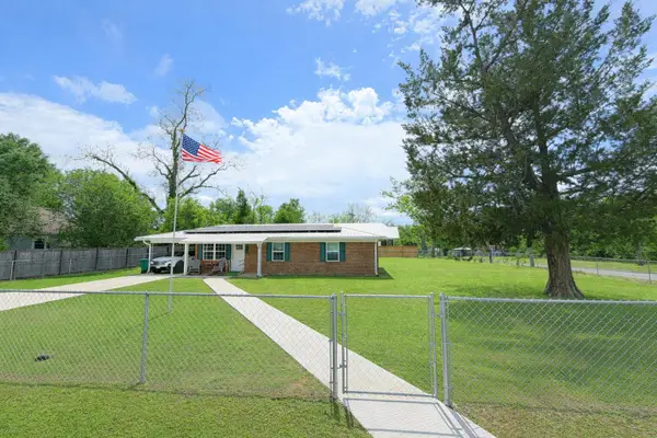4479 Marion Street, Marianna, FL 32448