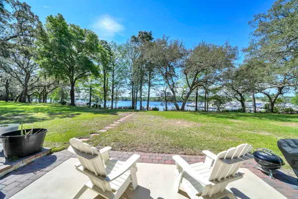 200 Regatta Drive #200, Niceville, FL 32578