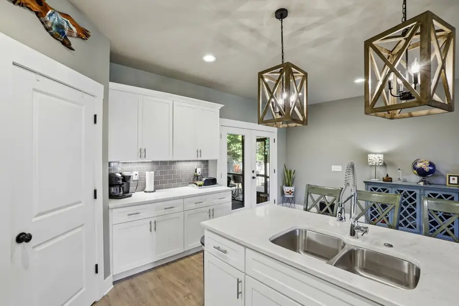 8282 Calle Mio Street, Navarre, FL 32566 - #2