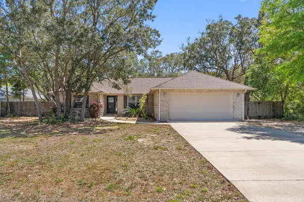 8145 Pamplona Street, Navarre, FL 32566