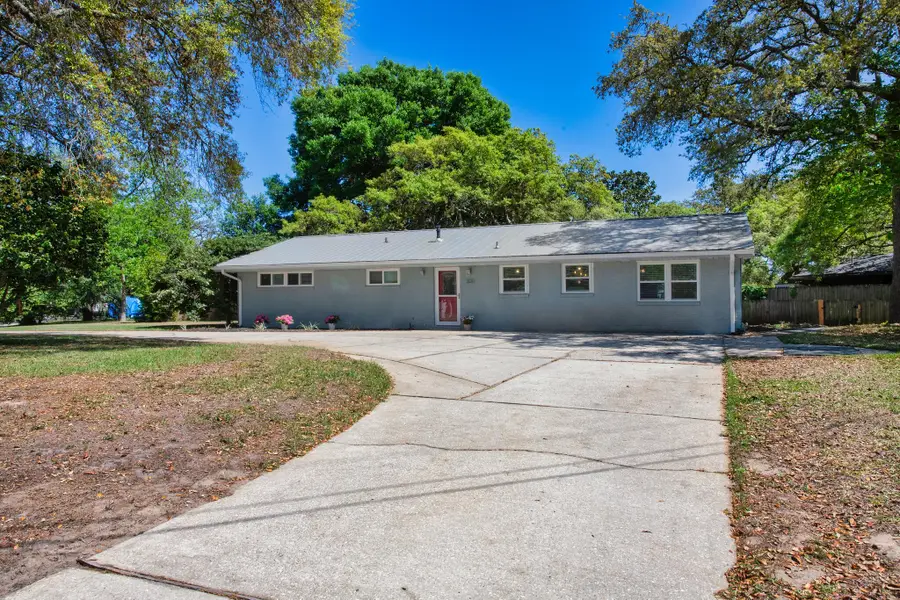 300 NW Leah Miller Drive, Fort Walton Beach, FL 32548 - #3