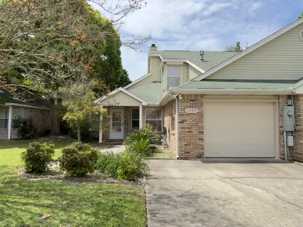 1325 White Blossom Lane, Fort Walton Beach, FL 32547