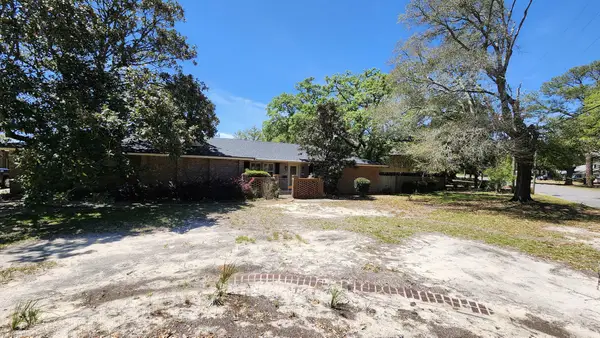 328 SE Brooks Street, Fort Walton Beach, FL 32548