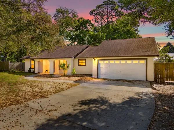 902 Laurel Oak Lane, Panama City, FL 32408