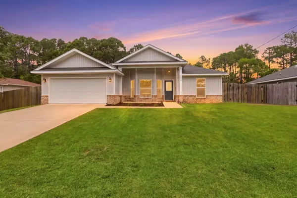 5624 Charter Circle, Gulf Breeze, FL 32563