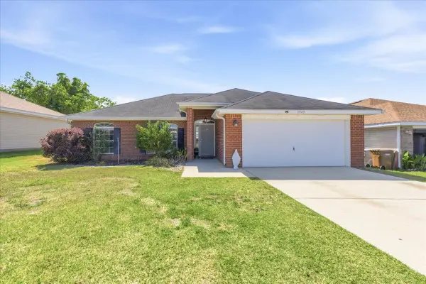 1945 Shadow Lake Drive, Gulf Breeze, FL 32563