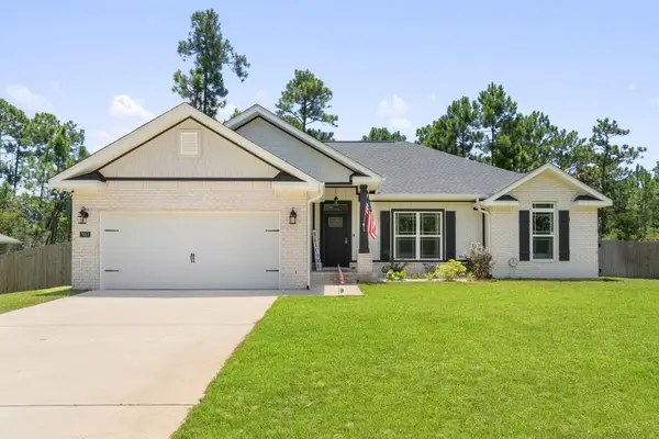 7053 Leisure Street, Navarre, FL 32566