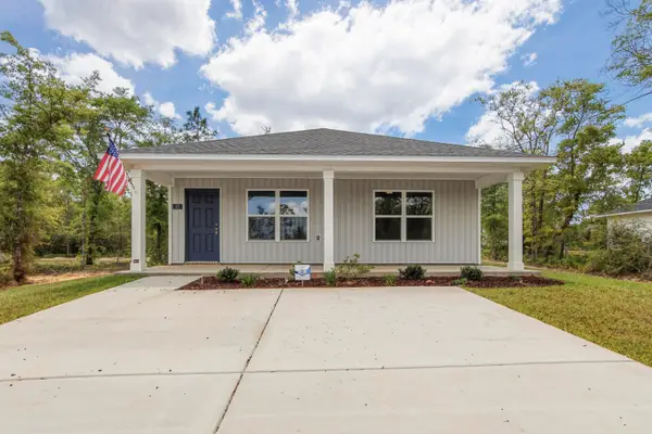 37 Pansy Lane, DeFuniak Springs, FL 32433