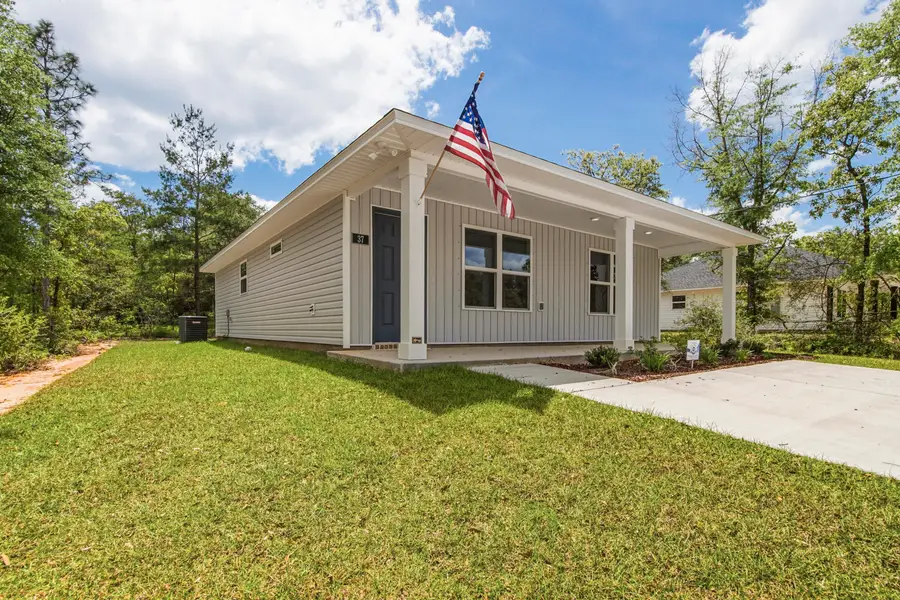 37 Pansy Lane, Defuniak Springs, FL 32433 - #2
