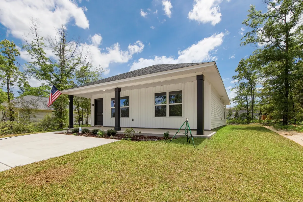 47 Pansy Lane, Defuniak Springs, FL 32433 - #1
