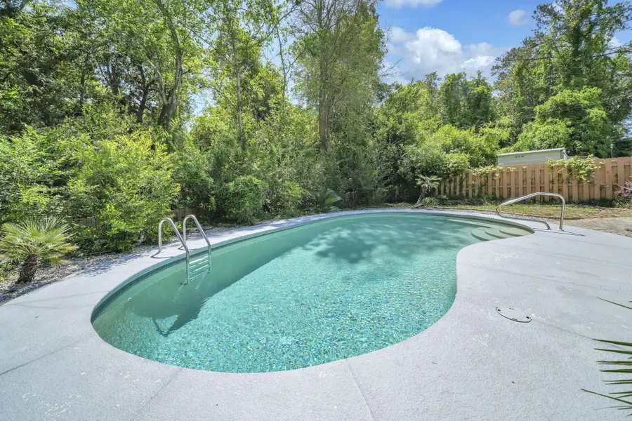 521 Maple Avenue, Niceville, FL 32578 - #2