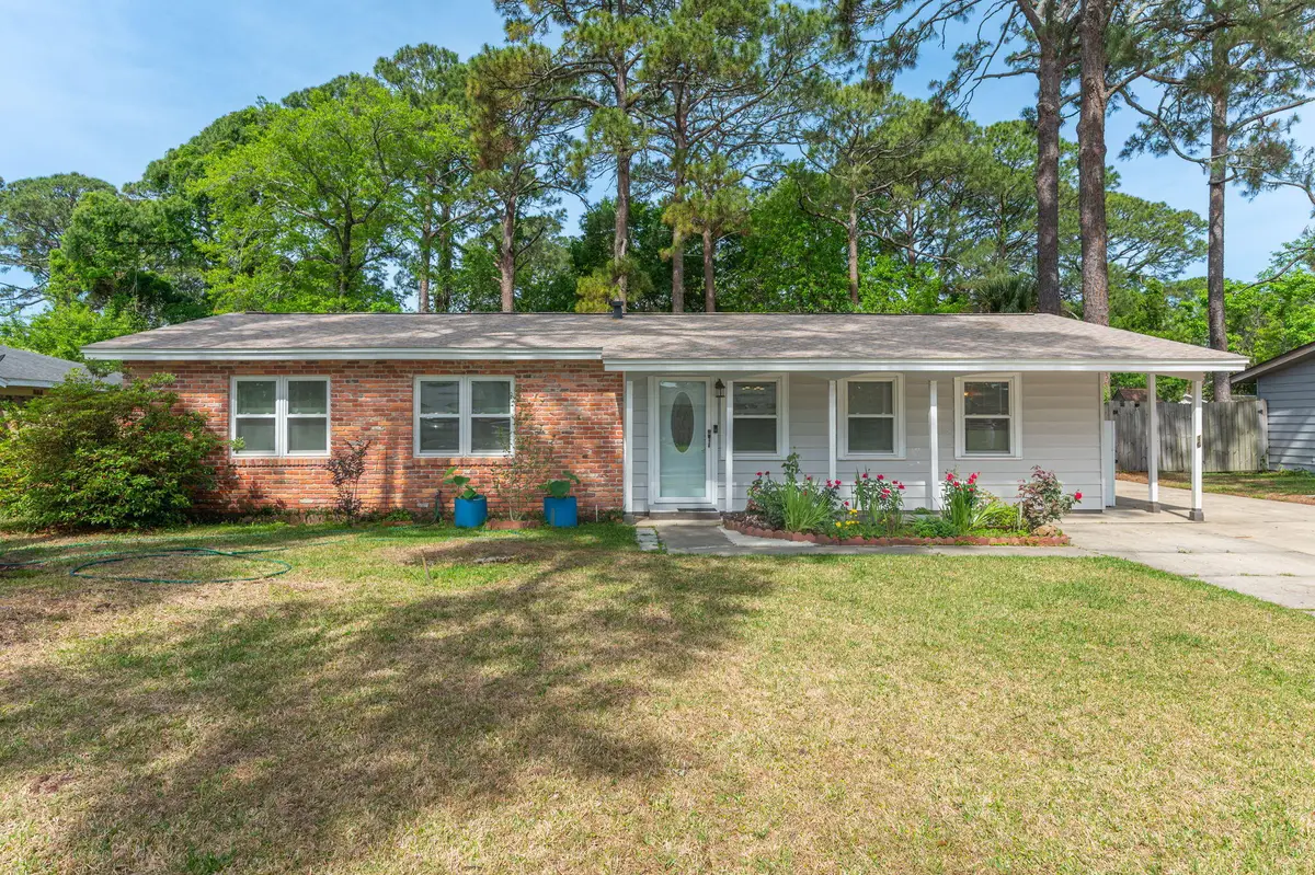 16 SW Temple Avenue, Fort Walton Beach, FL 32548 - #1