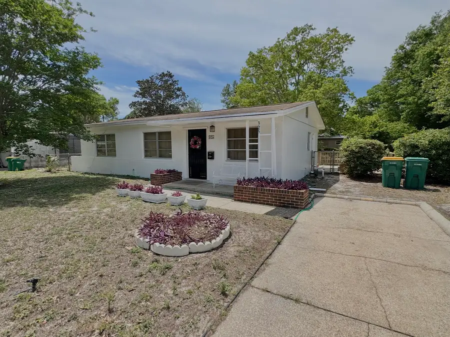 325 Avon Lane, Mary Esther, FL 32569 - #2