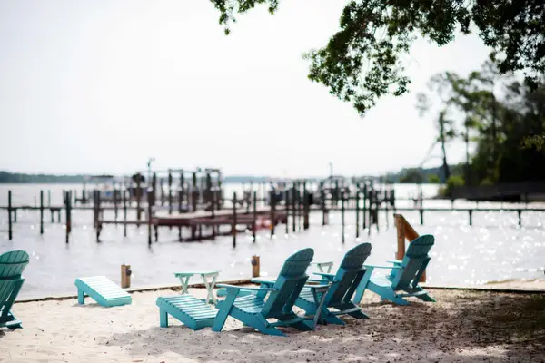 2895 Leahs Lane, Navarre, FL 32566