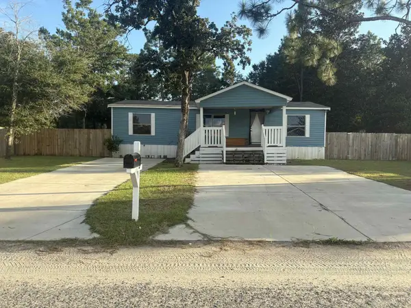 135 Rembrandt Circle, DeFuniak Springs, FL 32433