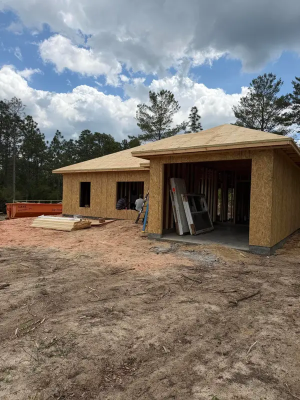 244 E Laurel Lane, DeFuniak Springs, FL 32433
