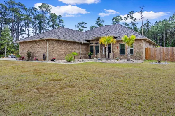 5923 Michael Drive, Milton, FL 32583