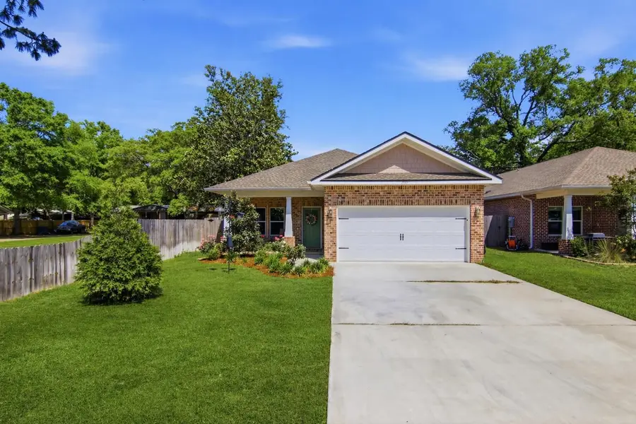 1571 Cedar Street, Niceville, FL 32578 - #2