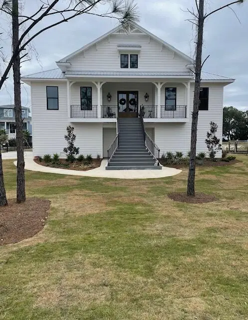 4525 Soundside Drive, Gulf Breeze, FL 32563