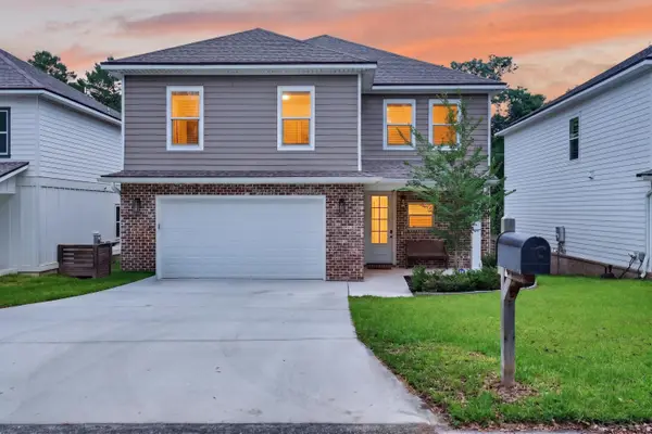 604 Ivy Avenue, Niceville, FL 32578